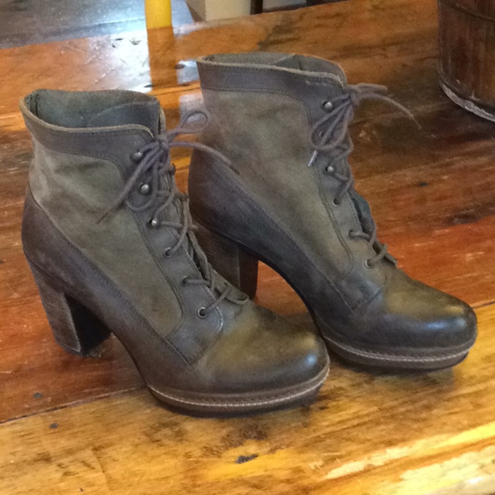 Sasha London Boots